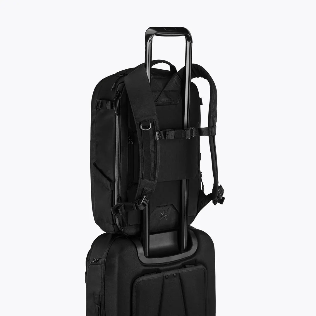 Lift 40L Rollerbag All Black