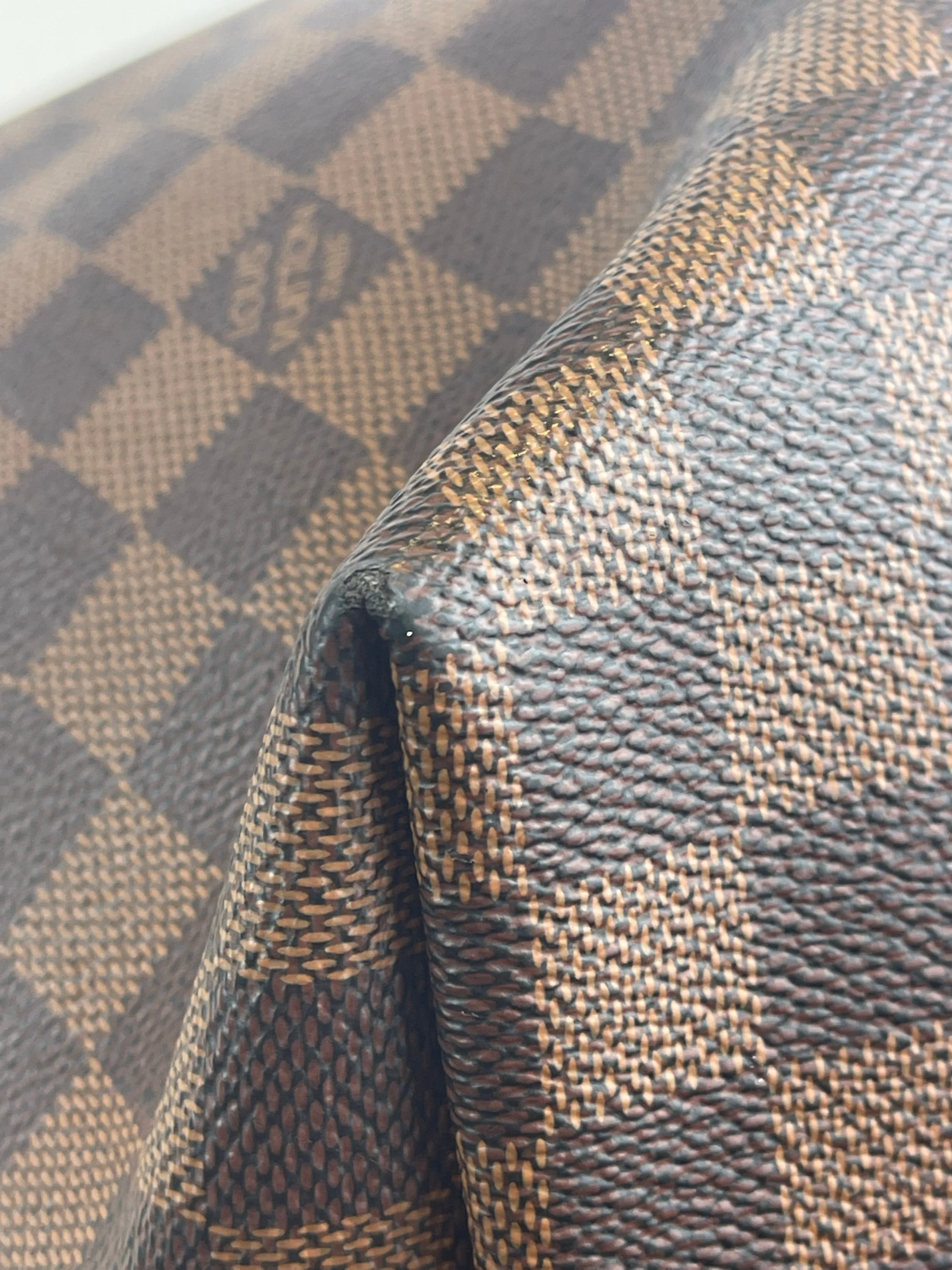 Louis Vuitton Damier Ebene “Graceful” MM Hobo