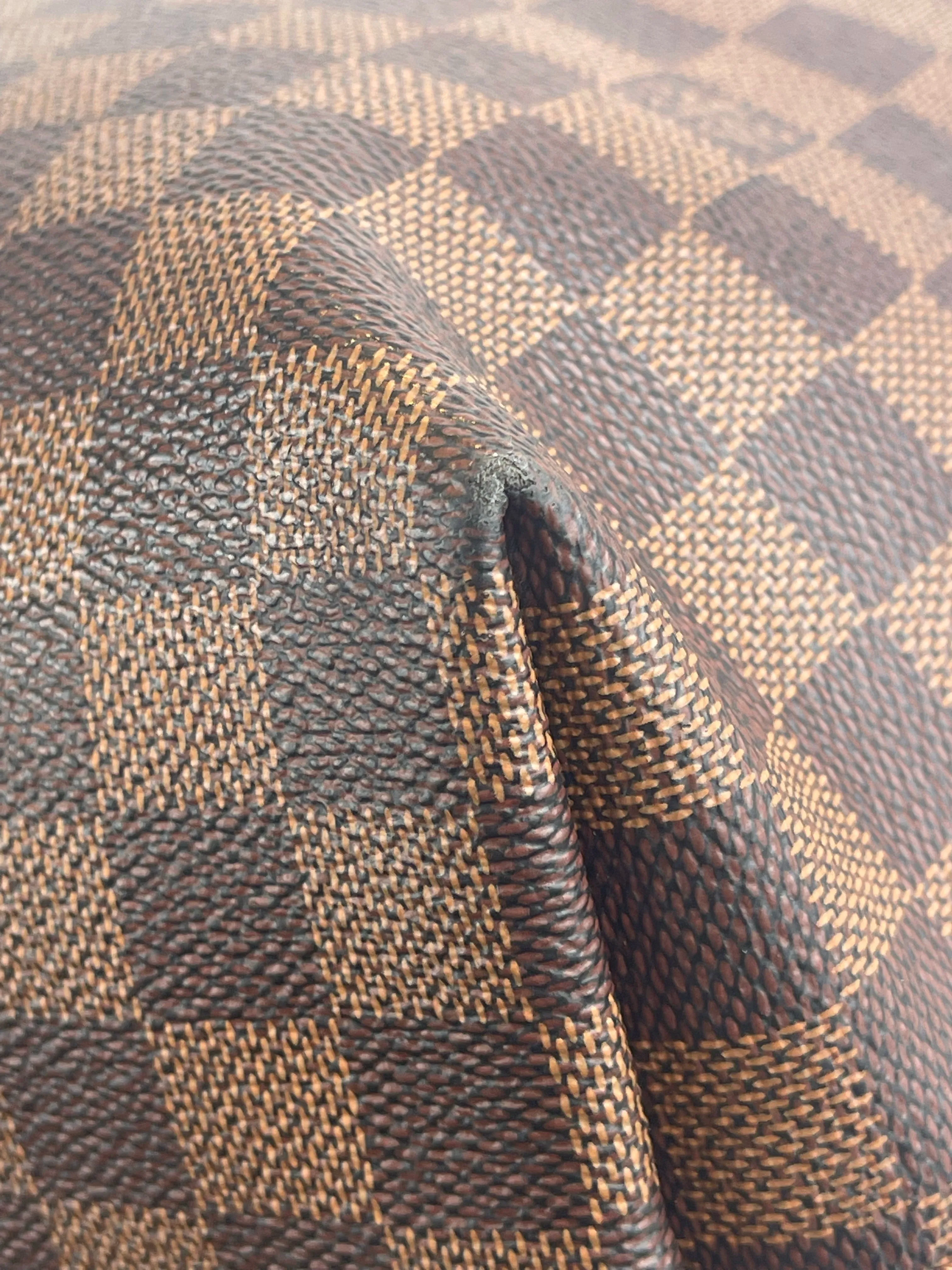 Louis Vuitton Damier Ebene “Graceful” MM Hobo