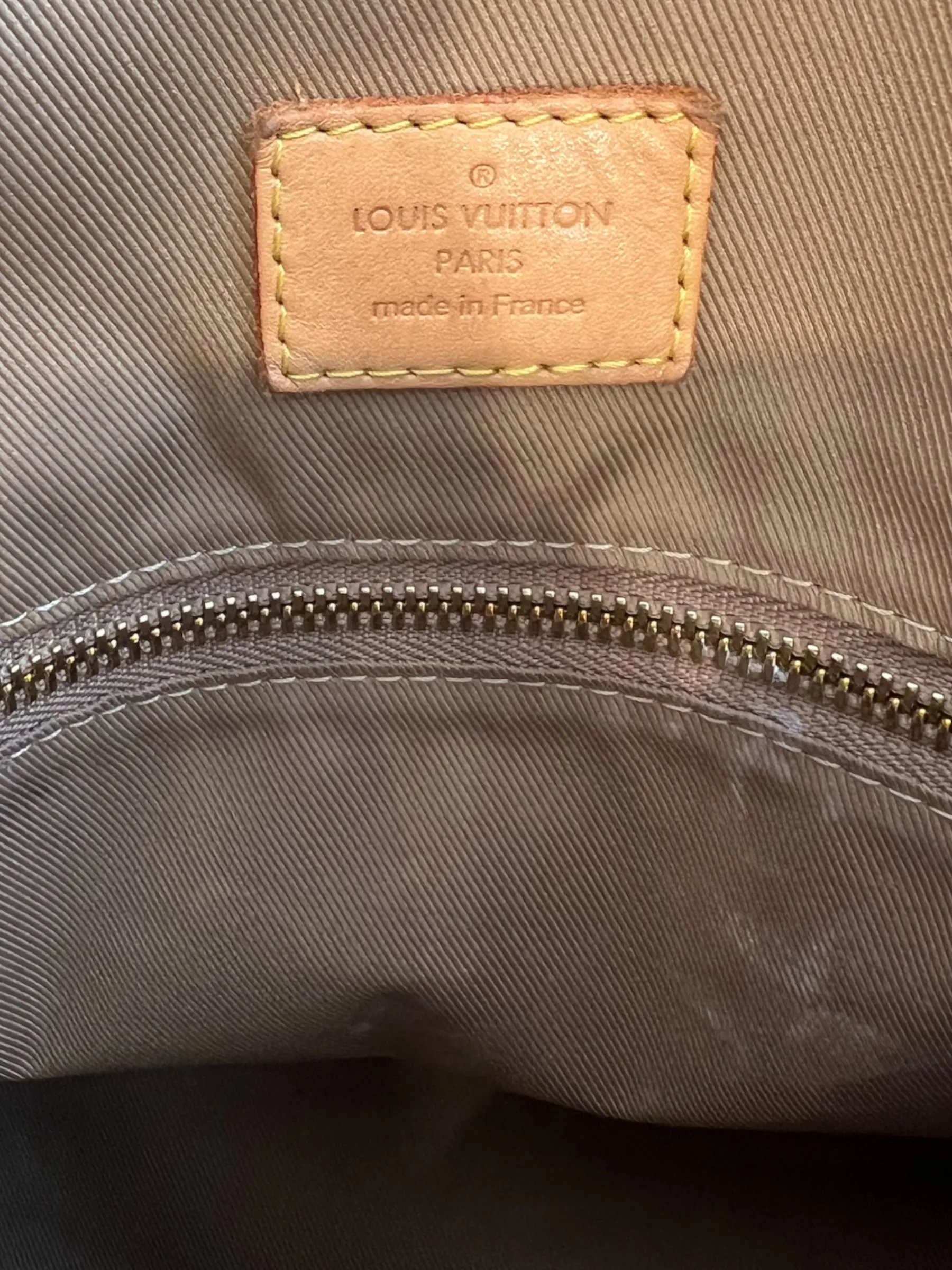 Louis Vuitton Monogram Canvas "Graceful" Hobo