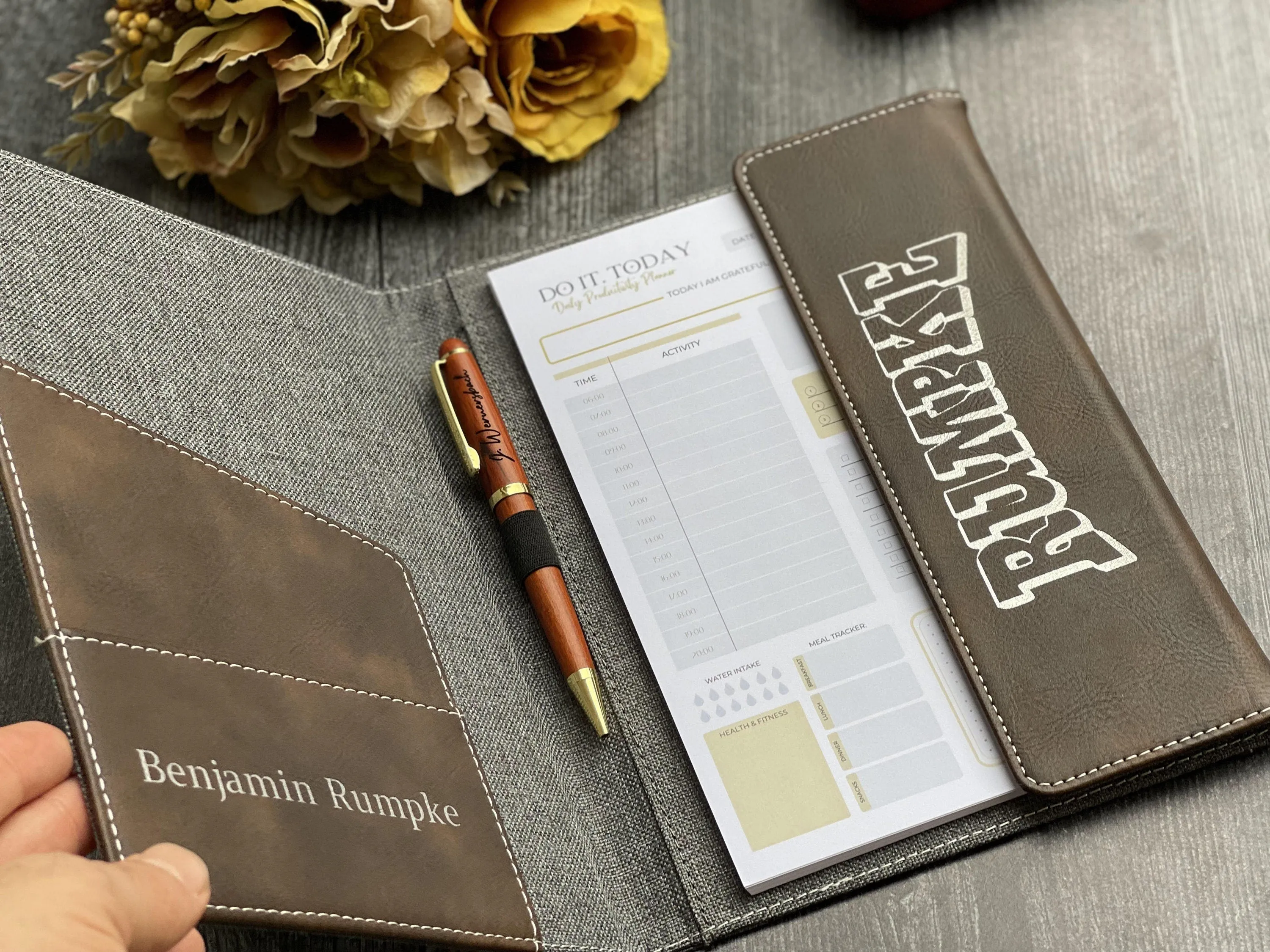 Personalized Refillable Portfolio   Pen   Daily Planner